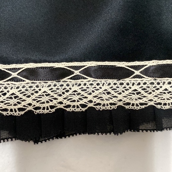 Ann Taylor Black Silk Lace and Ribbon Trim Cami Top NWT - Picture 4 of 16